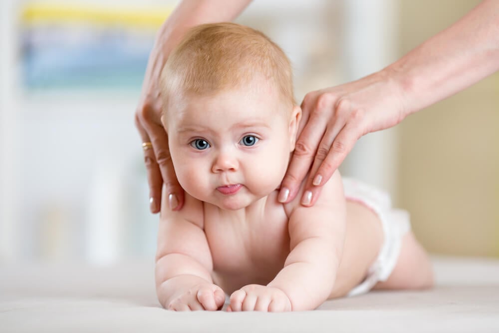 osteodynamika, osteodynamika Slovensko, osteodynamika Žilina, osteopat, osteopat Žilina, uvoľnenie blokád, kiss syndróm, blokáda krku, fyzioterapia Žilina, kineziotapig, terapia pre tehotné, ošetrenie bábätiek